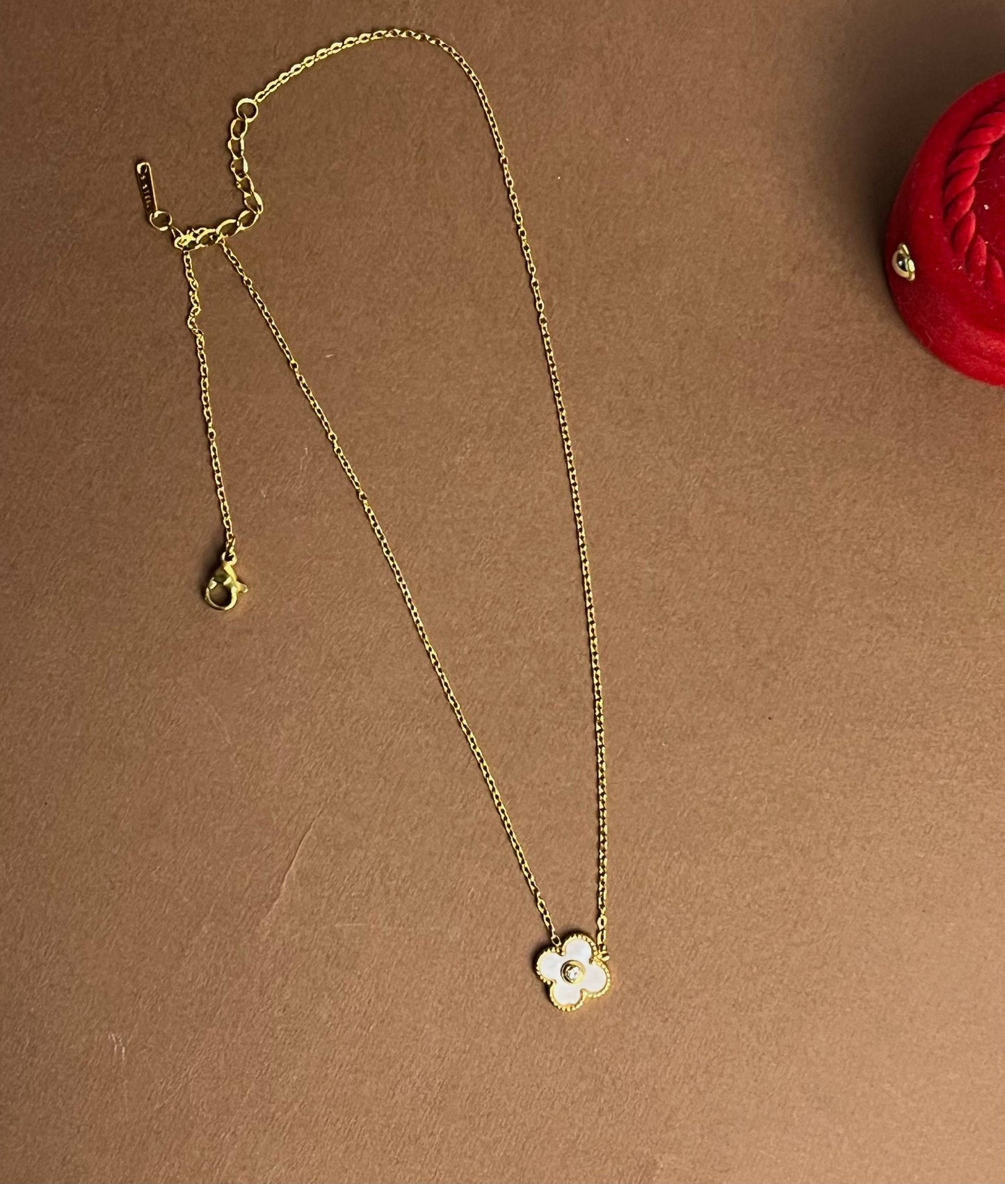 Necklace / سلسلة