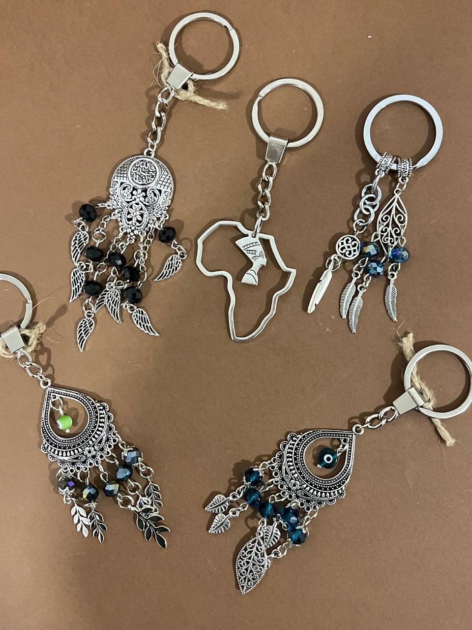 Silver keychain / ميدالية مفاتيح