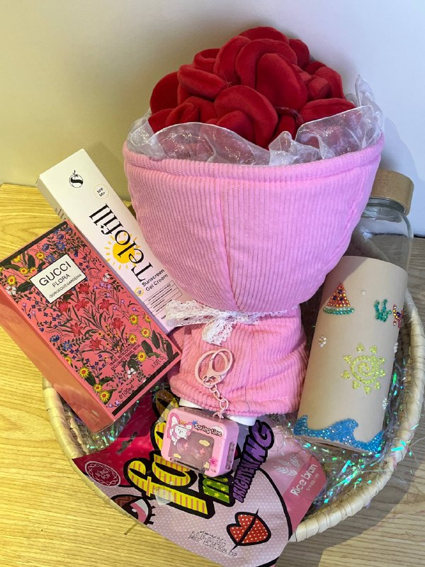 Trendy Doll Box