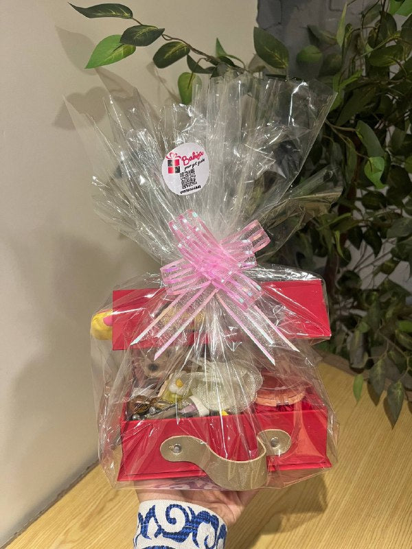 Queen's Gift Box