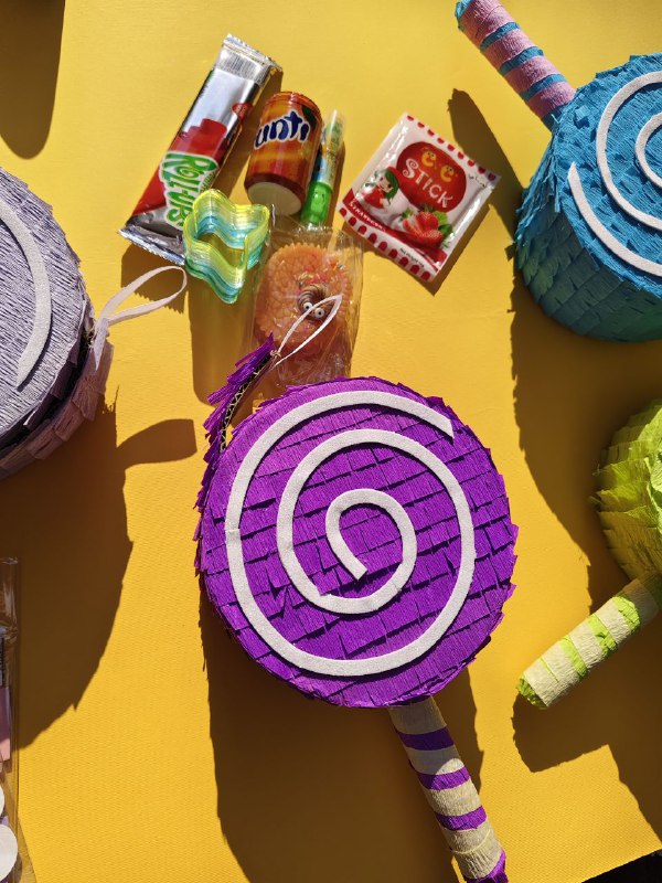 Pinata Toy Giveaways / توزيعات بيناتا