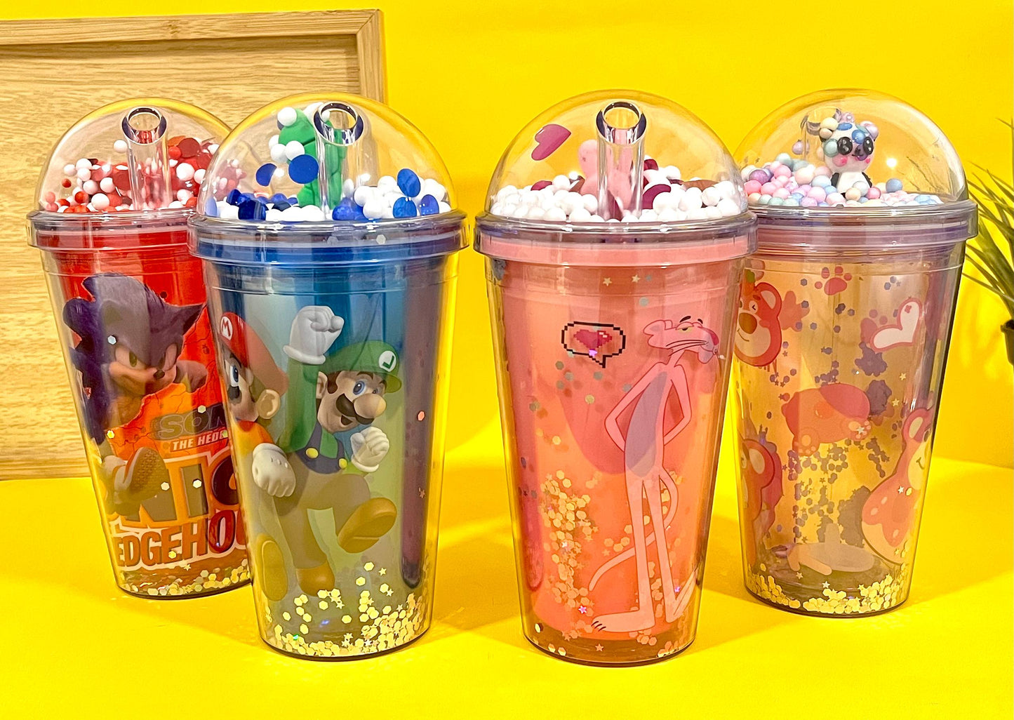 Cartoon Glitter Cup / كوب بأشكال كارتونية