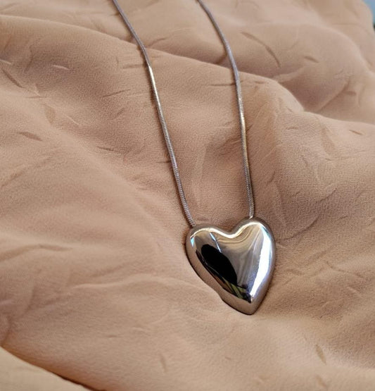 Necklace / سلسلة