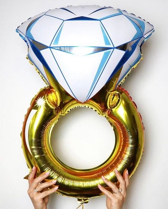 Diamond Engagement Ring Balloon / بالون خاتم الخطوبة