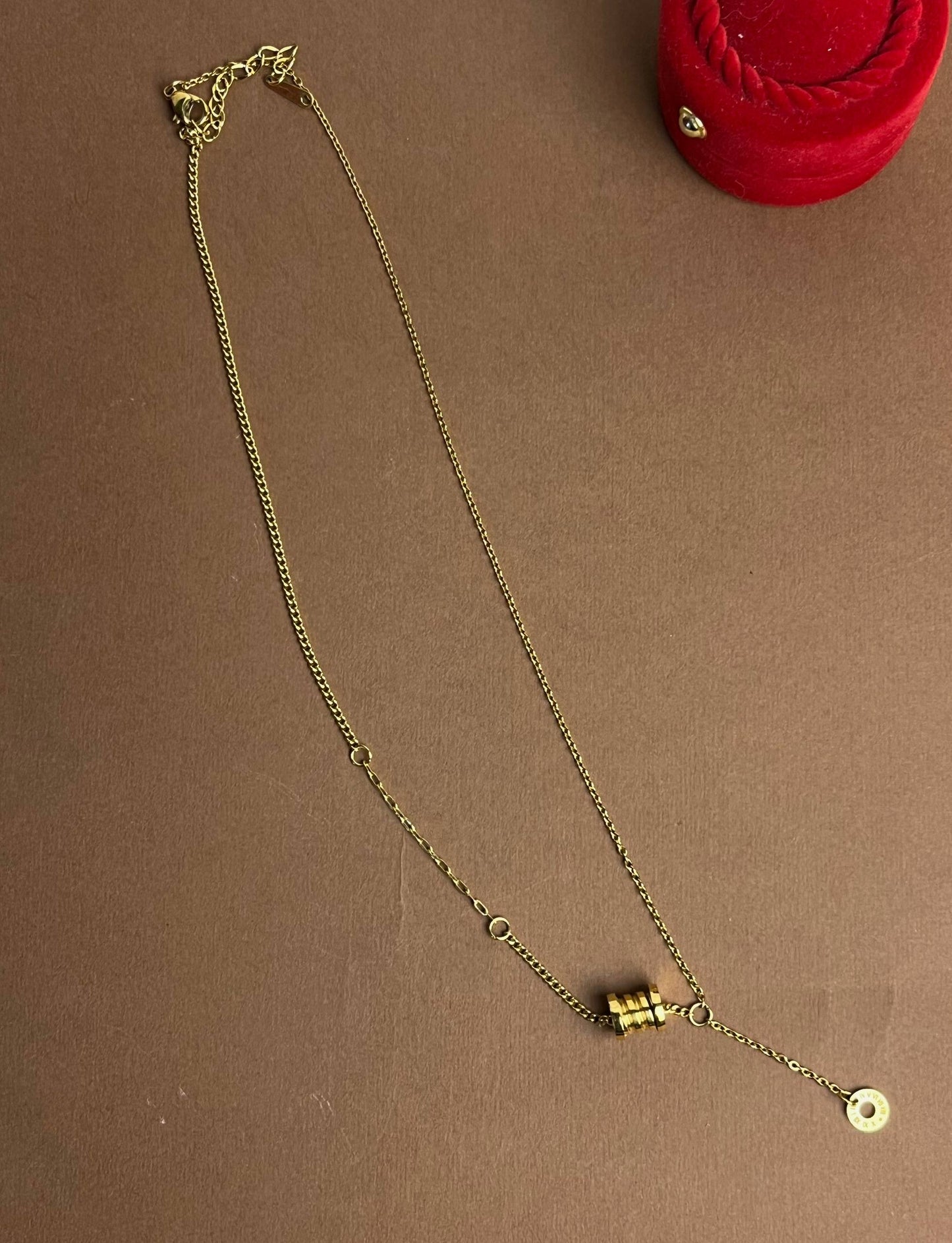 Necklace / سلسلة