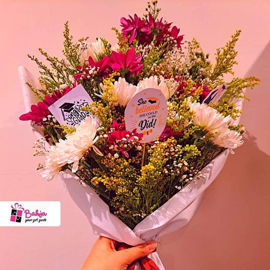 Graduation Flowers Bouquet / باقة زهور التخرج