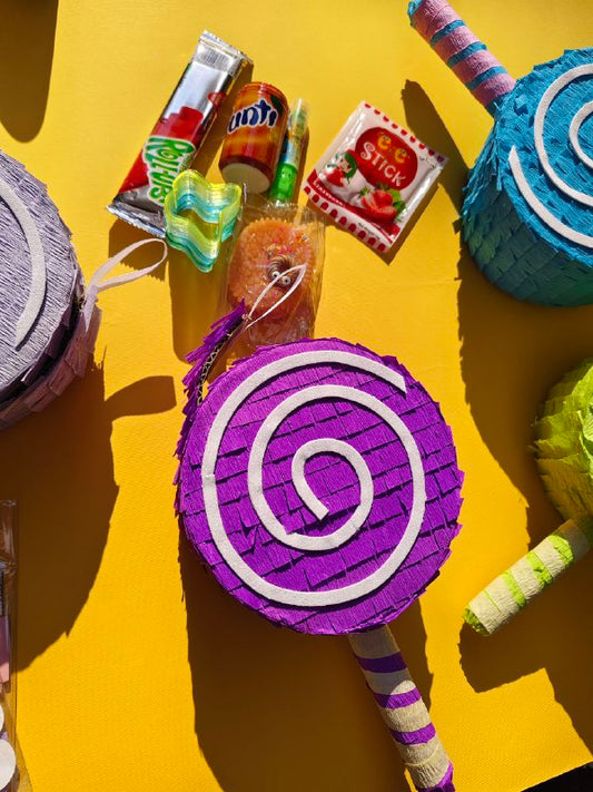 Pinata Toy Giveaways / توزيعات بيناتا