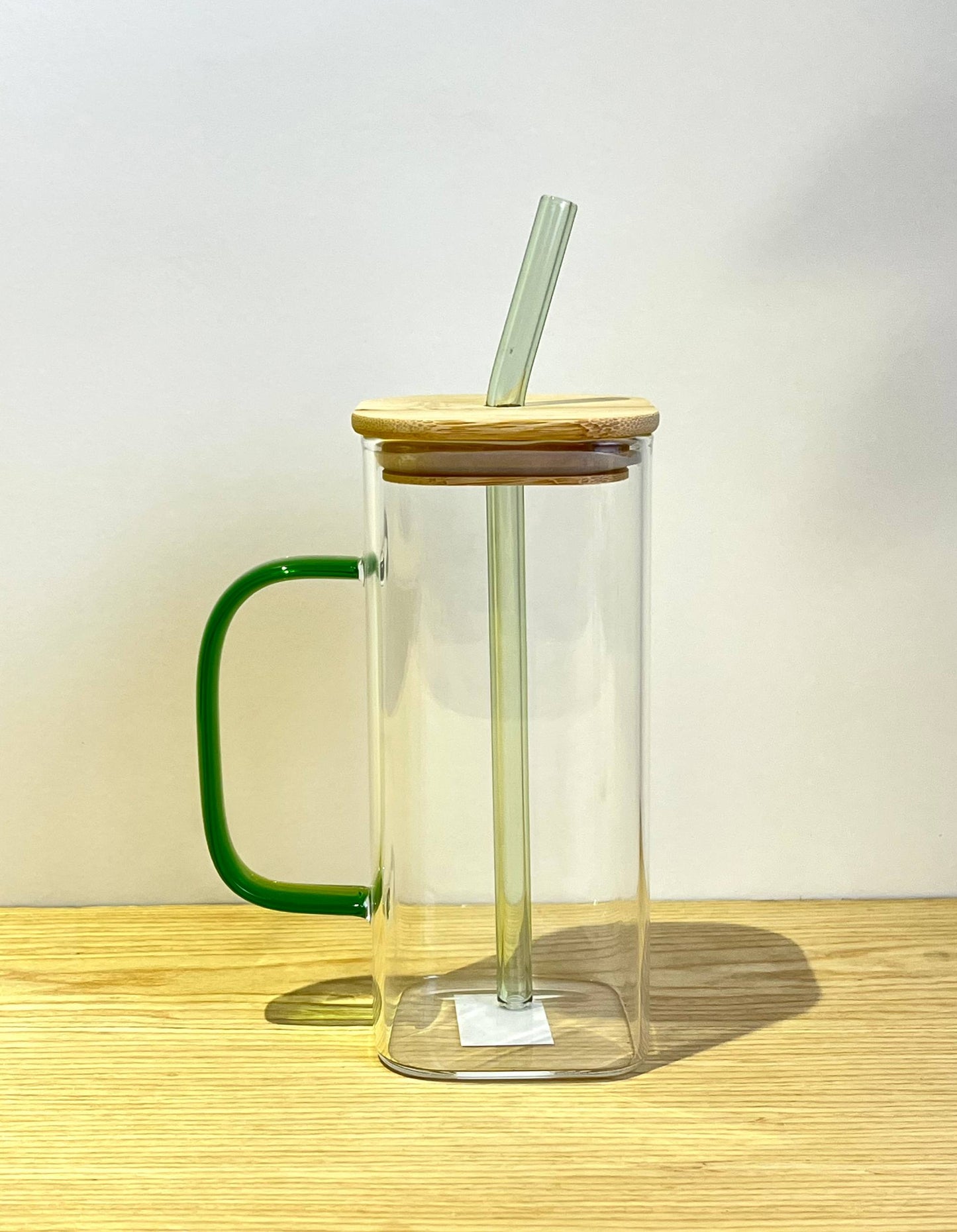 Square Glass Mug With Colored Handle & Wooden Lid / ماج زجاجى مربع بيد ملونة وغطاء خشبى